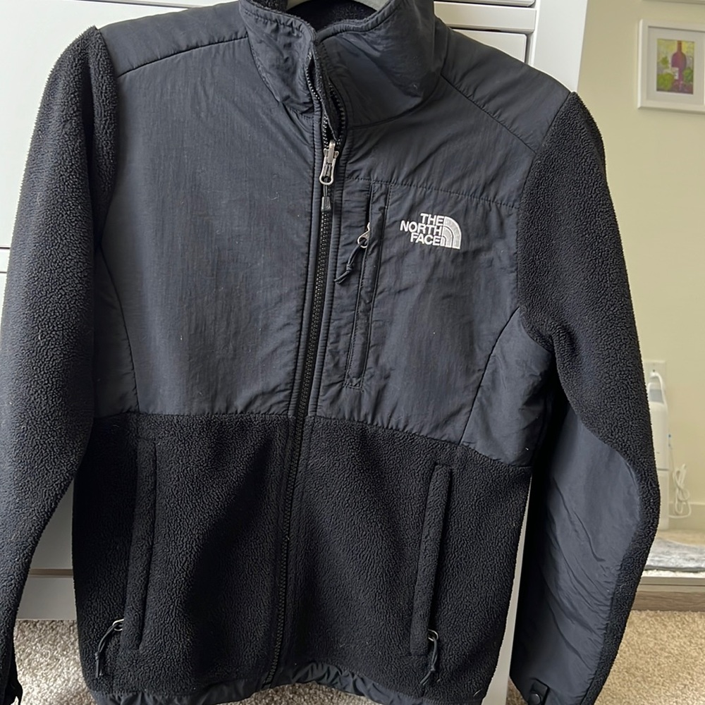 North face fleece button up. Size XS